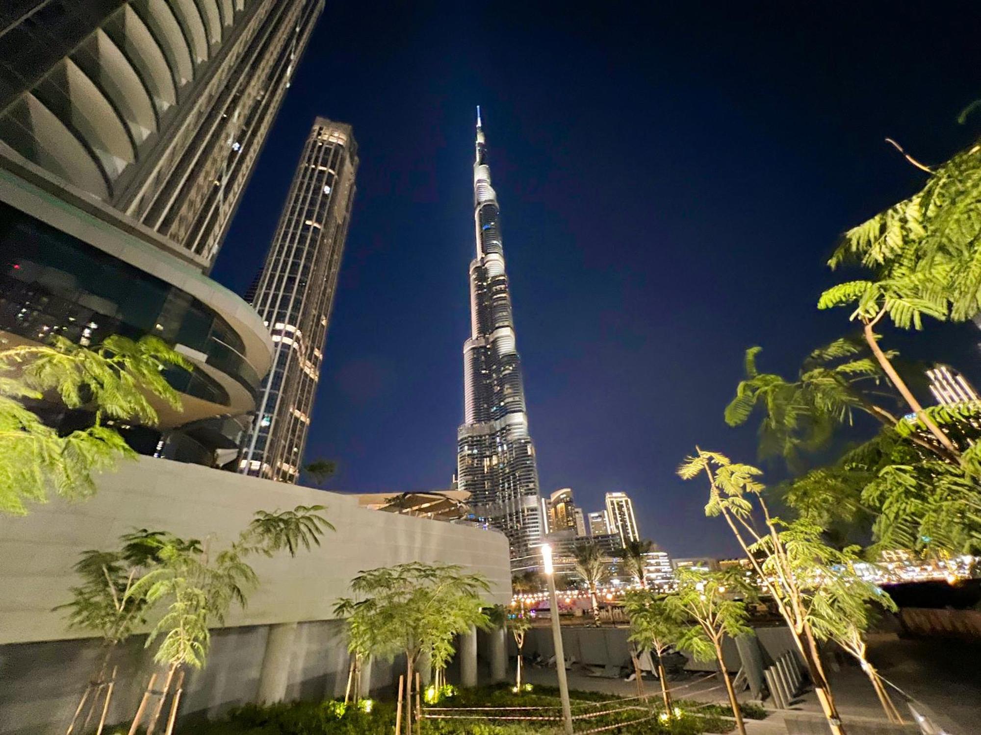 Downtown Luxury - Stunning Burj Khalifa & Sea View - 5 Minutes Walk To Dubai Mall エクステリア 写真