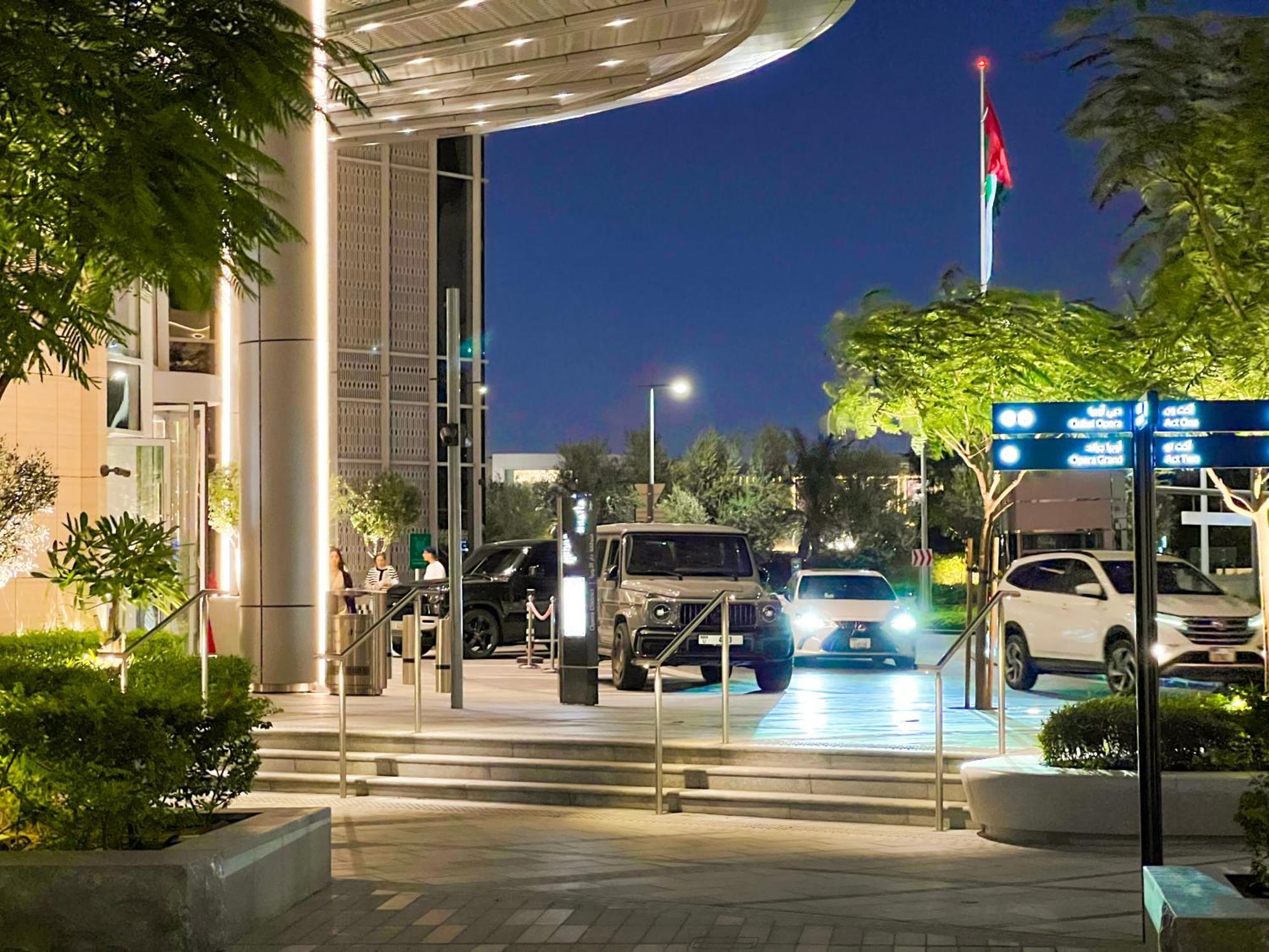 Downtown Luxury - Stunning Burj Khalifa & Sea View - 5 Minutes Walk To Dubai Mall エクステリア 写真