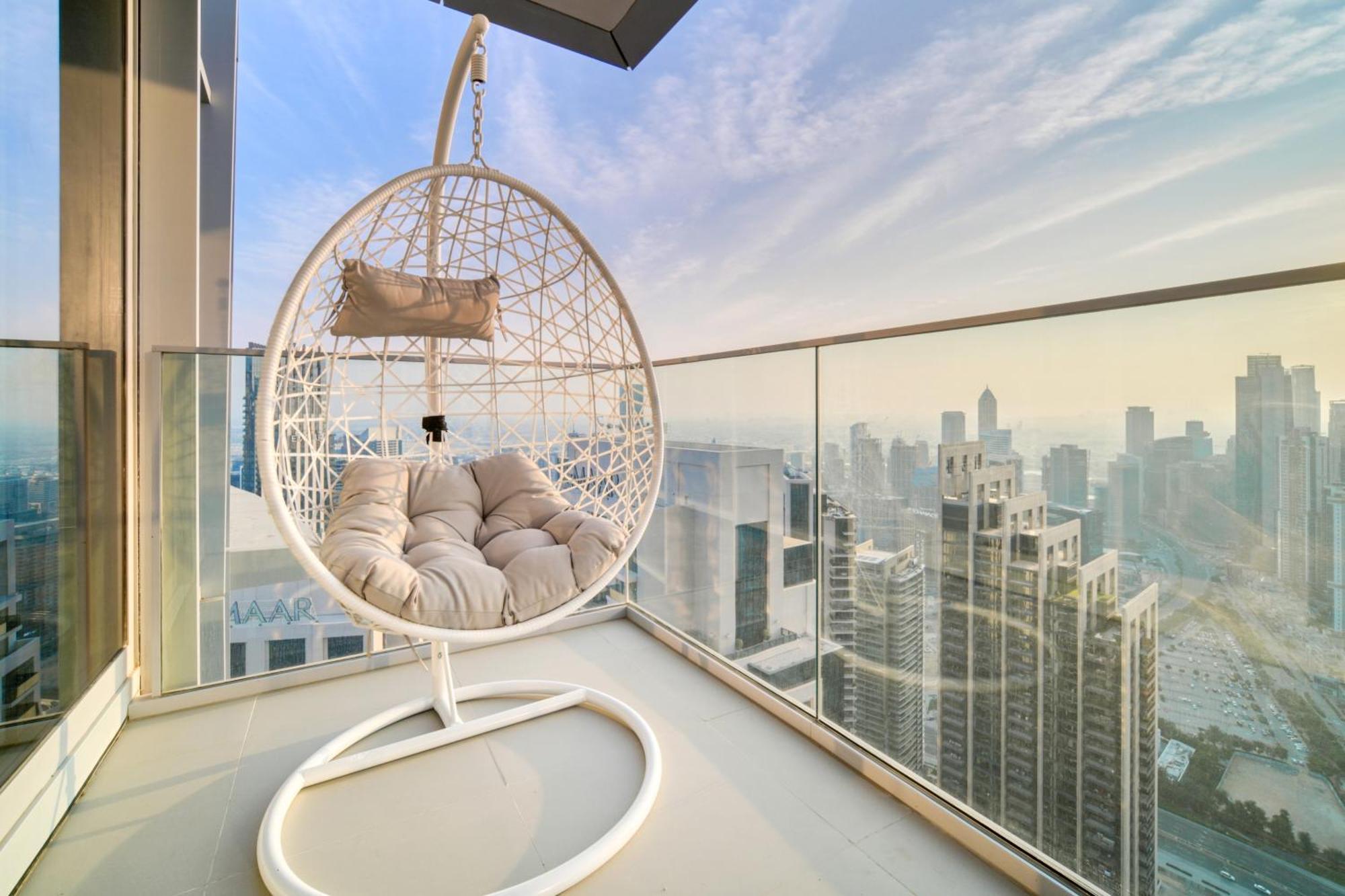 Downtown Luxury - Stunning Burj Khalifa & Sea View - 5 Minutes Walk To Dubai Mall エクステリア 写真